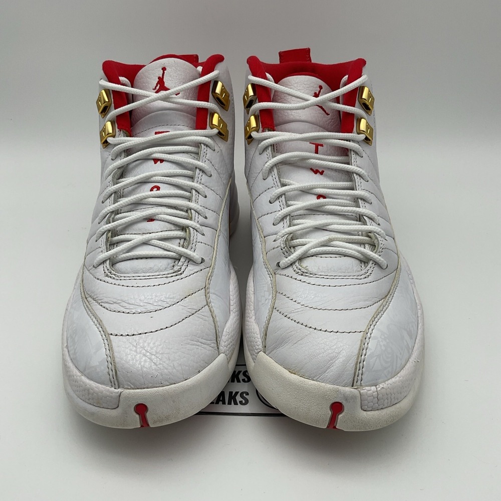Size 9 - Air Jordan 12 Retro FIBA (130690-107) - Picture 5 of 8
